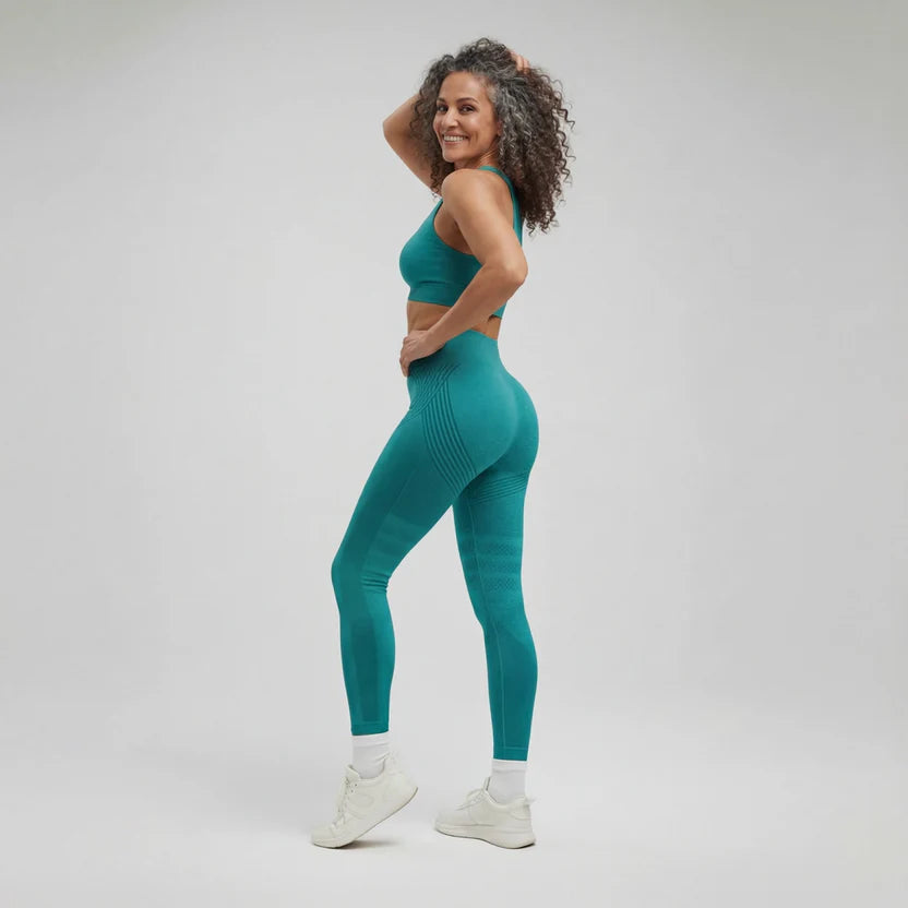 Celluxe™ Lift, Vormt en Stimuleert Tegelijk