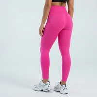Celluxe™ Lift, Vormt en Stimuleert Tegelijk